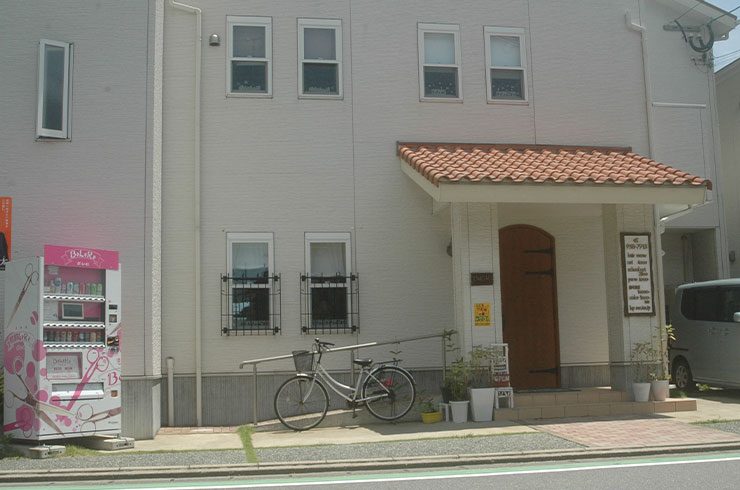 店舗情報・スタッフ紹介